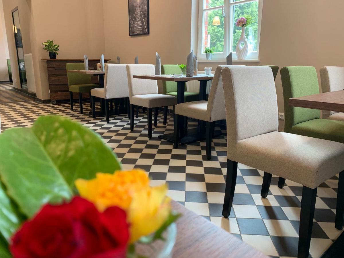 Lok - - Restaurant Pensjonat Tessin